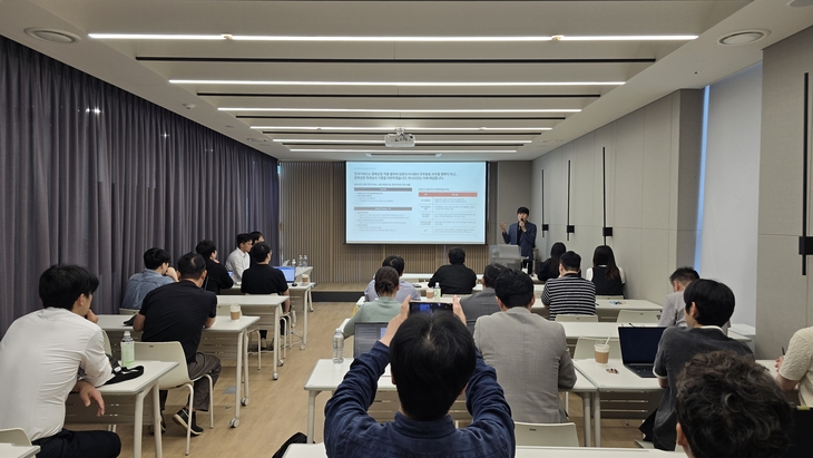 지난 9일 서울 강남구 FSN 본사에서 열린 주주 간담회 현장 [사진=최태현 기자]