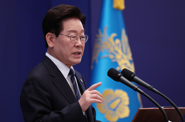 답변하는 이재명 대통령