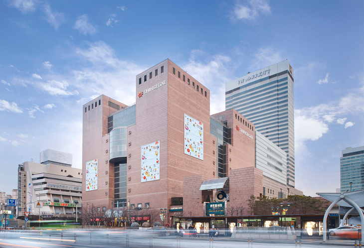 신세게백화점 강남점 전경.