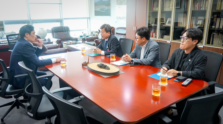 남한권 울릉군수, 국회 찾아 여객운임·독도관리선 국비 증액 건의