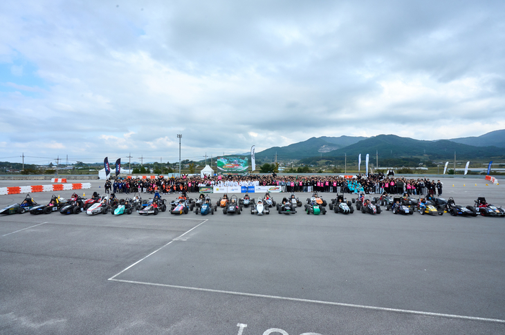 영광서 대학생 전기차 45대 질주