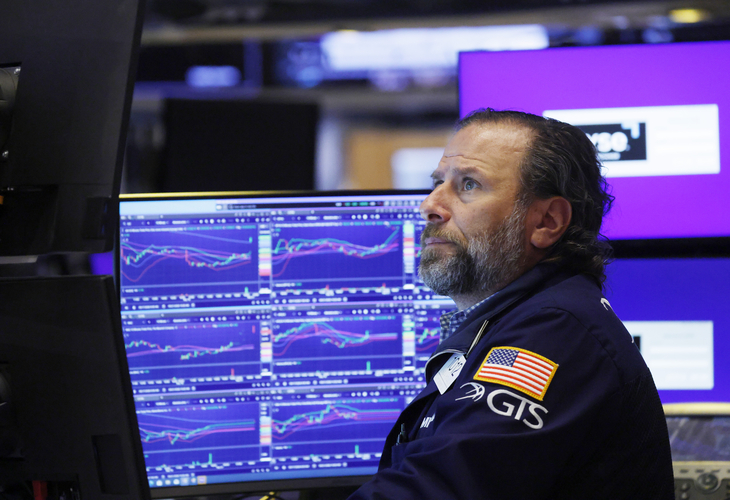 STOCK MARKET WALL STREET