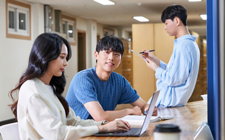 소설·희곡부터 웹소설·드라마까지 창작 실무 교육…내신·수능 없이 1:1 면접전형