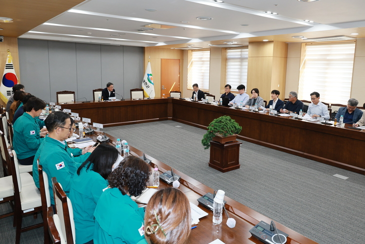 예천군, 구제역 누적 9건…전문가와 재발 차단책 논의