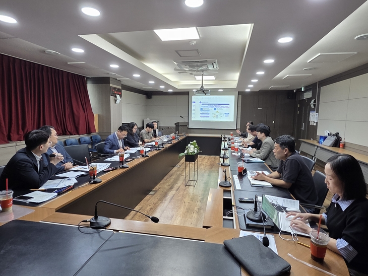 경북도, AI 돌봄로봇 127대 운영 실태 점검