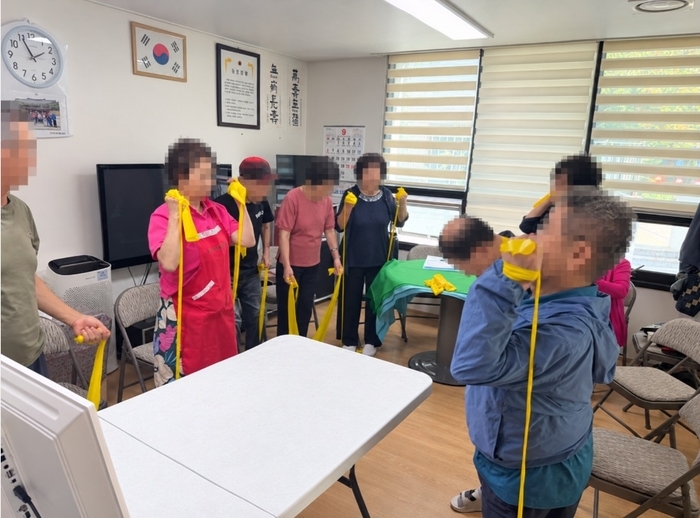 오산시, 경로당 찾아 어르신 낙상사고 예방