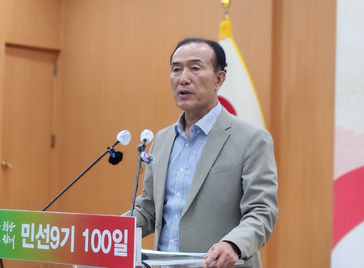 김홍열 청양군수 “욕먹더라도 정리하겠다