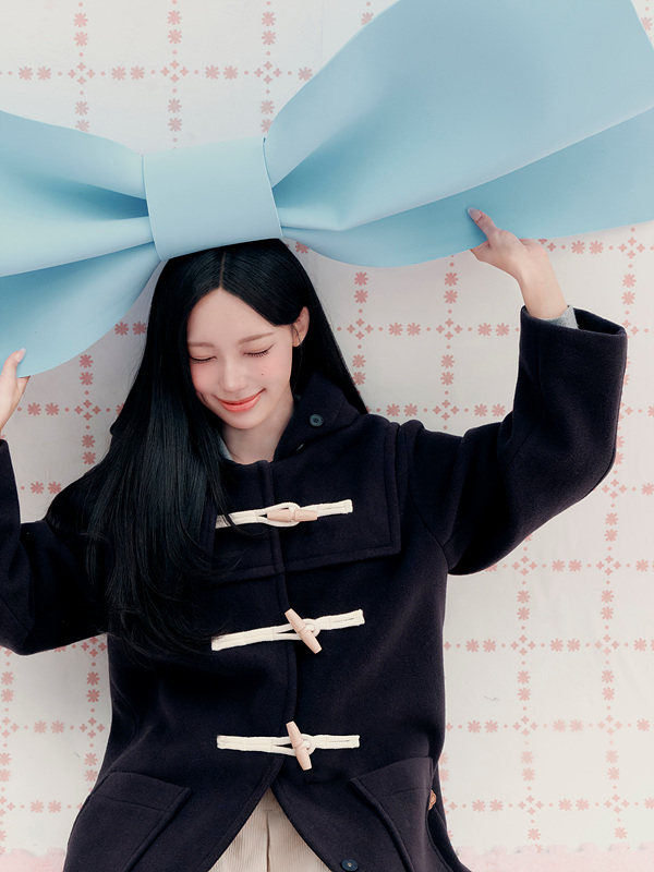 와키윌리 'WONI'S WINTER TALE' 공개…리센느 원이와 두 번째 화보