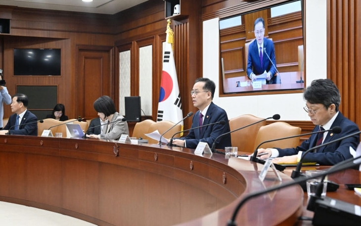 이형일 부총리, 비상경제본부 회의