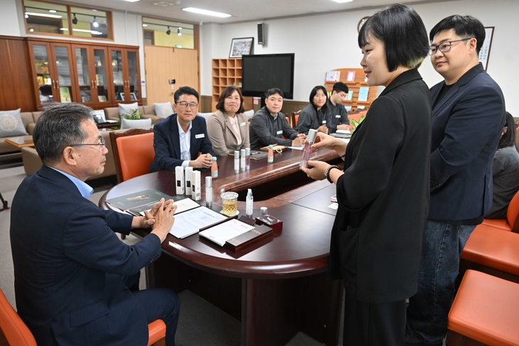 군위 특화 사과 '골든볼', 기능성 화장품으로 재탄생