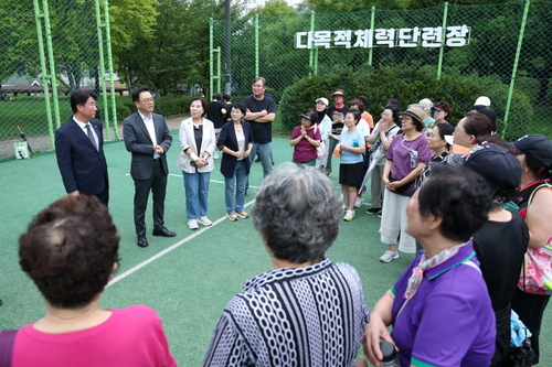 민경선 고양특례시장 중산체육공원 방문