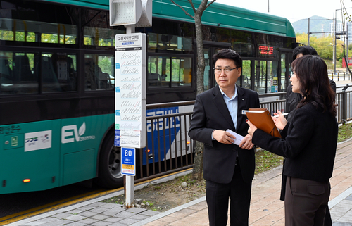 김원기 의정부시장 16일 관내 지식산업센터 A동 앞 교통시설 점검
