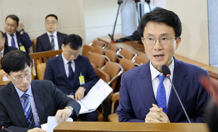 업무보고 하는 박종원 한미전략투자공사 사장