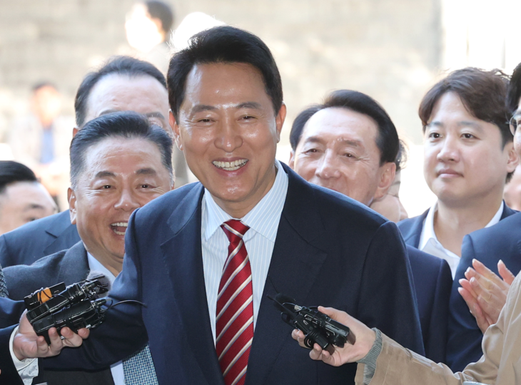 '운명의 날' 법정 향하는 오세훈 서울시장