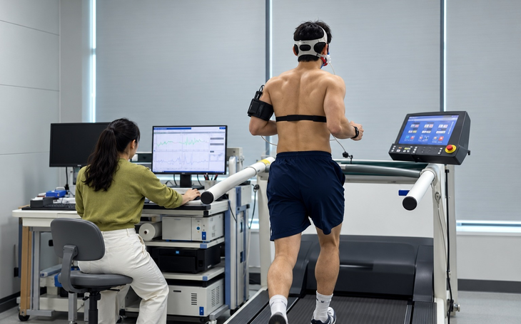헥토헬스케어와 한국체육대학교가 함께한 다균주 프로바이오틱스 'SLAB51'의 엘리트 운동선수 대상 임상연구 결과가 국제학술지 '뉴트리언츠(Nutrien