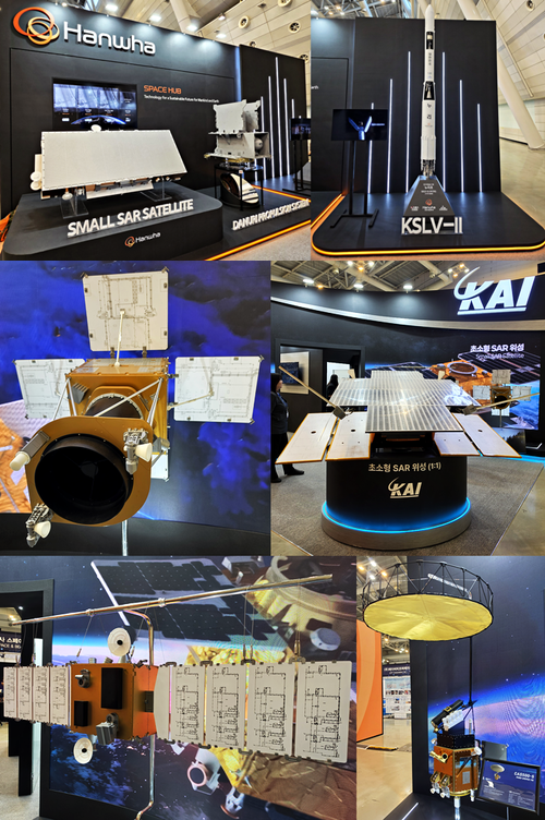 제2회 국제우주항공기술대전(AEROTEC 2026) 한화에어로스페이스·한화시스템 공동 부스에 마련된 실물 크기 초소형 SAR 위성과 모듈과 다누리 추진체(좌측)