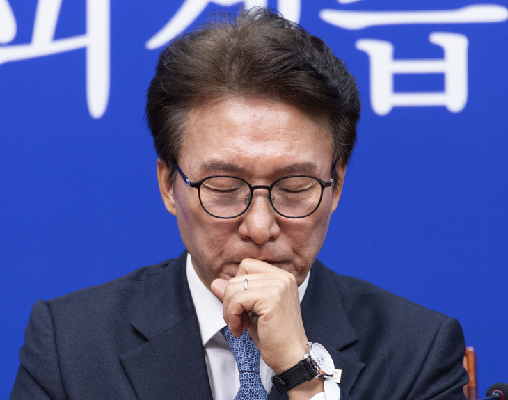 신천지에 막힌 민주당…공개도 봉합도 난감한 김민석