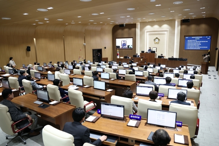 수원특례시의회, 제405회 정례회 마무리 결산 승인·행정사무감사 계획 확정
