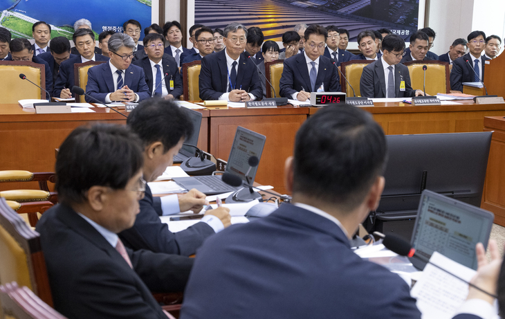 코레일 예약시스템 증설 부실 관련 질의에 답하는 김태승 코레일 사장