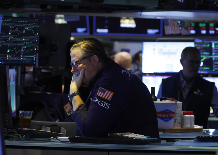 STOCK MARKET WALL STREET