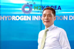 [창간 32주년 인터뷰] 김성복 단장 "수소 국산화·안정공급 중요…기술자립·인력양성 지원할 것"