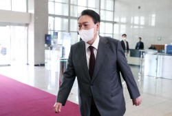 한일 정상회담 불투명...일본 "합의 전 발표" 항의