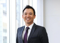 "넥슨 故김정주 차녀, 세계 최연소 억만장자에"