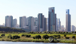 [규제지역 해제 시장영향]  전문가 "금리상승 지속.심리적 위축으로 분위기 반전 어려워"