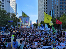 기후·환경단체 400곳 뭉쳐 3년만의 대규모 집회…尹정부 에너지정책 전환 촉구
