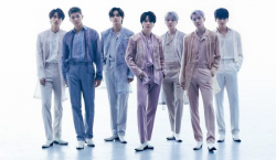 BTS 팬덤에도…하이브 주가, 공모가 밑으로 추락