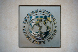 IMF "中 부동산업계 45%, 번 돈으로 채무 감당 어렵다"