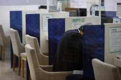 신협, 연말까지 ‘집단대출 취급중단’...다른 금융사로 확산될까