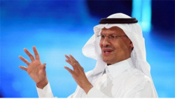 OPEC+ 감산에 "우리 편이냐 푸틴 편이냐"...사우디 "우린 더 어른, 국민 편"