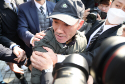 北 피살 공무원에 "도망쳐 뻘짓거리하다가"...유족, 野 의원 인권위 진정