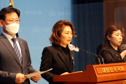 민주당, 尹 정부 재생에너지 정책 비판 "즉각 철회하라"