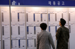취업자수 증가폭, 9월에도 둔화될까…하반기 경제전망·국제수지 통계도 주목