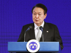 尹대통령 “중견기업특별법, 상시법으로 전환”