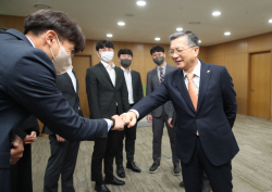 LH 이한준 사장 "주택 270만호 건설, 국민 신뢰 회복 위해 노력"