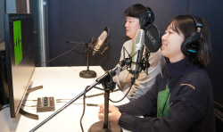 롯데건설, 주니어보드 목소리 재능 기부로 다문화 아동 돕는다
