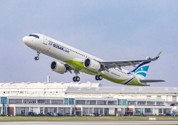 에어부산 "친환경 A321neo 운항 통해 연간 3만t 탄소 저감"