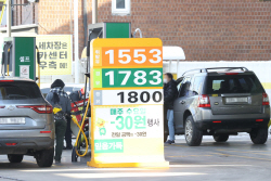 휘발유·경유 가격 이번주 모두 하락…경유 1700원대
