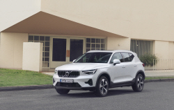 볼보 XC40, 美 IIHS 충돌 안전테스트서 전항목 ‘최고 등급’