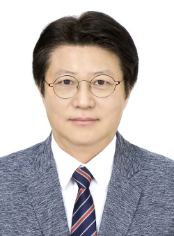[이슈&인사이트] AI 붐과 위협 받는 ‘인간의 존엄성’
