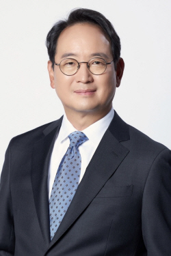 두산밥캣 스캇성철박 대표이사, 부회장 승진
