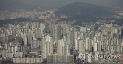 서울 아파트값 39주 만에 하락폭 축소