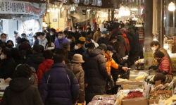설차례상 비용 25만원 넘겼다