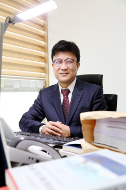 [인터뷰] 박범일 변호사 "조선업 외국인력 수혈 방안 미흡…입국 요건 완화 필요해"