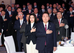 테헤란로까지 있는데...윤 대통령 "이란은 UAE의 북한" 깜짝 발언