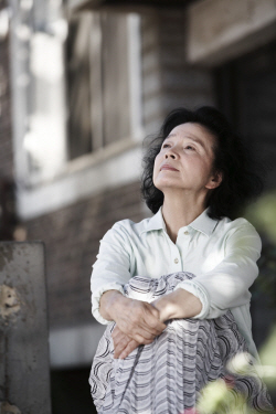 영화배우 윤정희, 향년 79세로 프랑스 파리서 별세