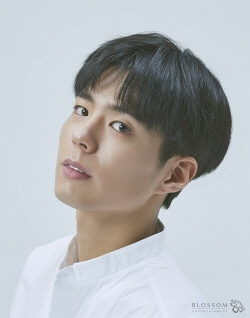 박보검, 태양 소속된 더블랙레이블과 전속계약
